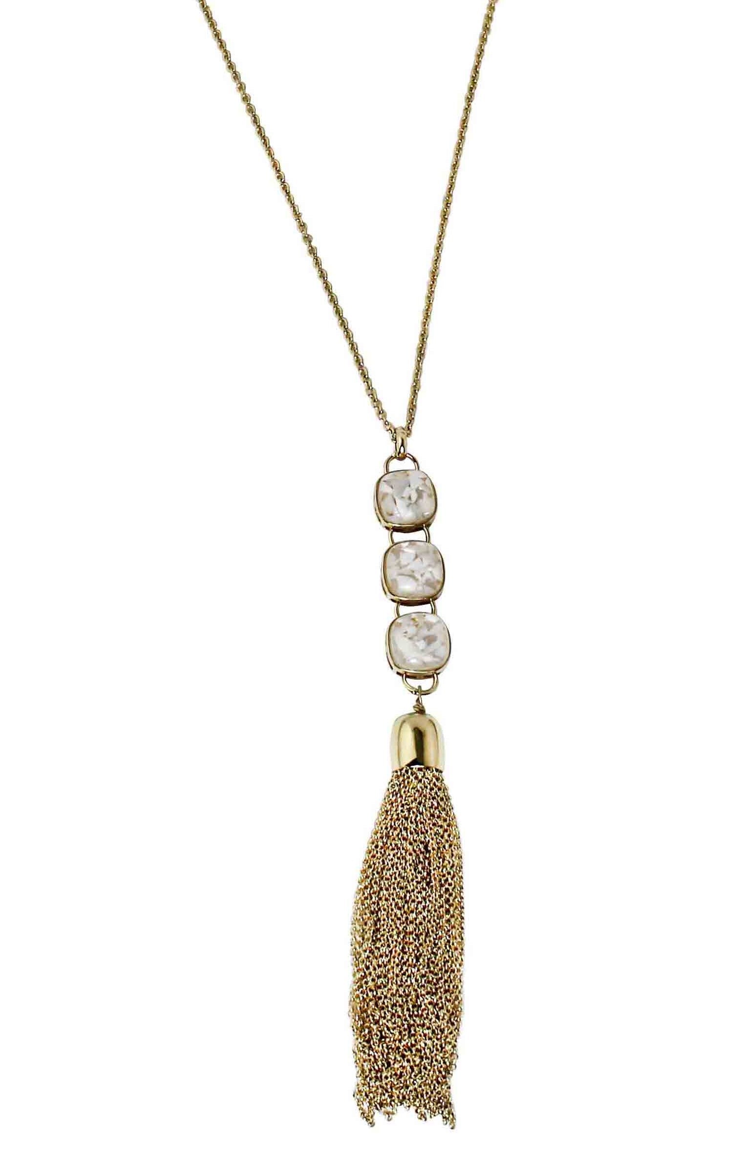 Square-Cut Crushed Pearl Pendant Necklace