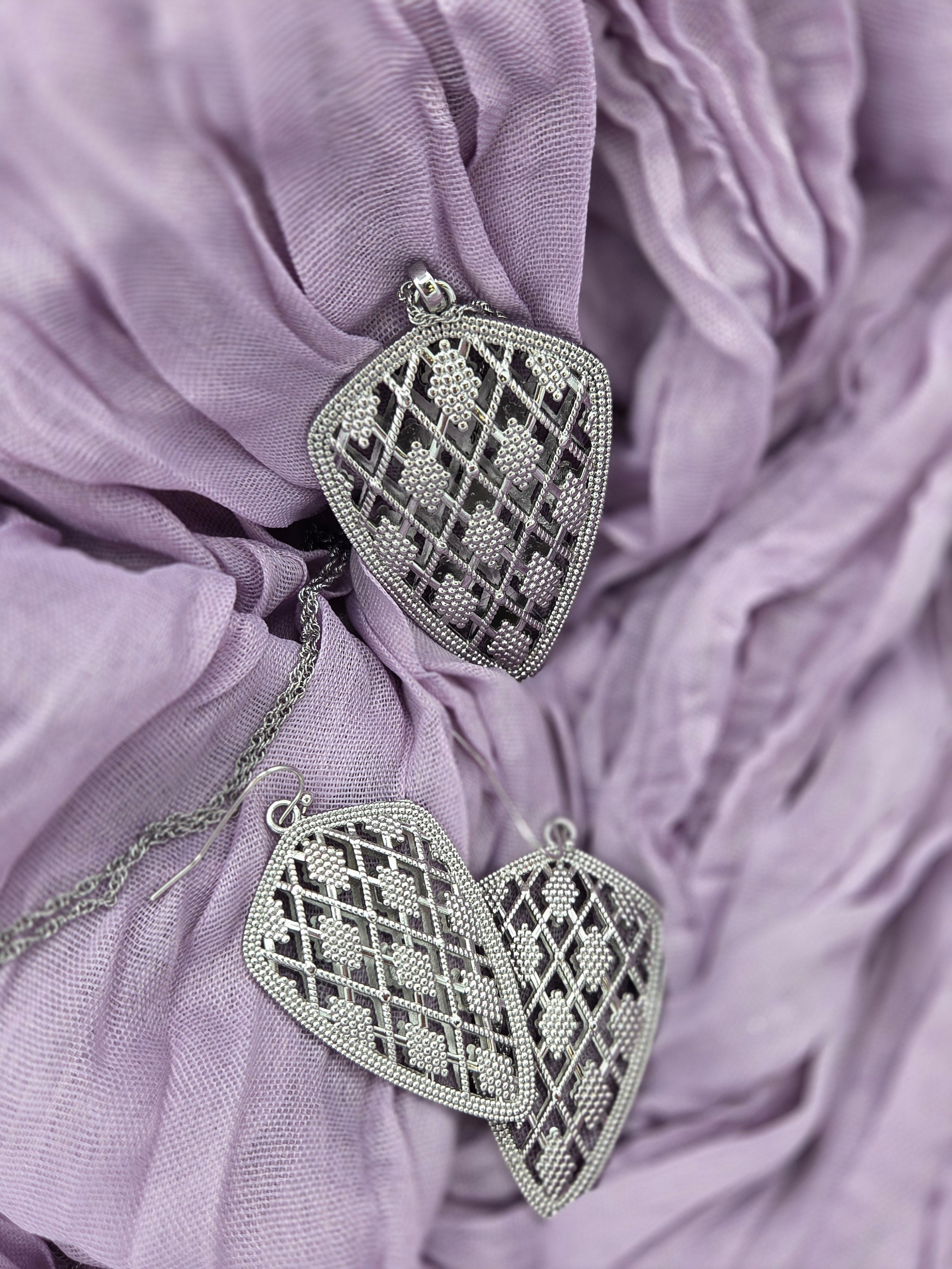 Filigree Necklace and Earrings Set