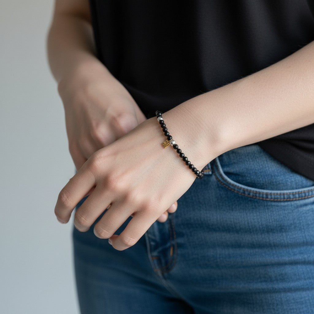 Sterling Silver Round Faceted Black Onyx Stretch Bracelet