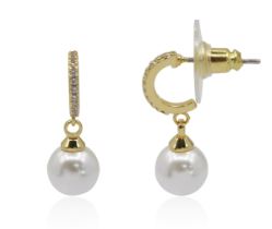 Pearl and gold Tone Necklace with Earrings